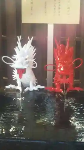 伊豆山神社の手水舎