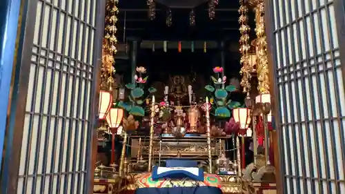 真興寺の本殿・本堂