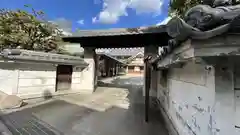 浄願寺の山門
