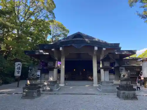 津八幡宮の本殿・本堂