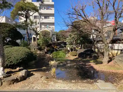 感通寺の庭園