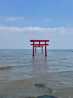 大魚神社の{uncategorized: "未分類", other: "その他", undefined: "問題あり", building: "その他建物", grave: "お墓", sacred_gate: "鳥居", guardian: "狛犬", statue: "像", buddha: "仏像", history: "歴史", nature: "自然", garden: "庭園", animal: "動物", pagoda: "塔", temizu: "手水舎", mountain_gate: "山門・神門", sanctuary: "本殿・本堂", subordinate: "末社・摂社", art: "芸術", scenery: "景色", jizo: "地蔵", ema: "絵馬", goshuin: "御朱印", omikuji: "おみくじ", items: "授与品その他", amulet: "お守り", goshuincho: "御朱印帳", eats: "食事", festival: "お祭り", votive_dance: "神楽", shichigosan: "七五三参", wedding: "結婚式", experience: "体験その他", initially: "初詣", around: "周辺", anti_infection: "感染症対策"}