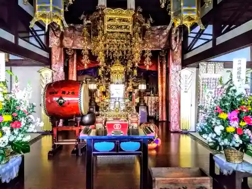 海上寺の本殿・本堂