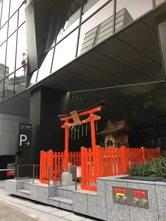 豊受稲荷神社の鳥居