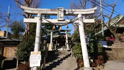 鳩ヶ谷氷川神社の鳥居