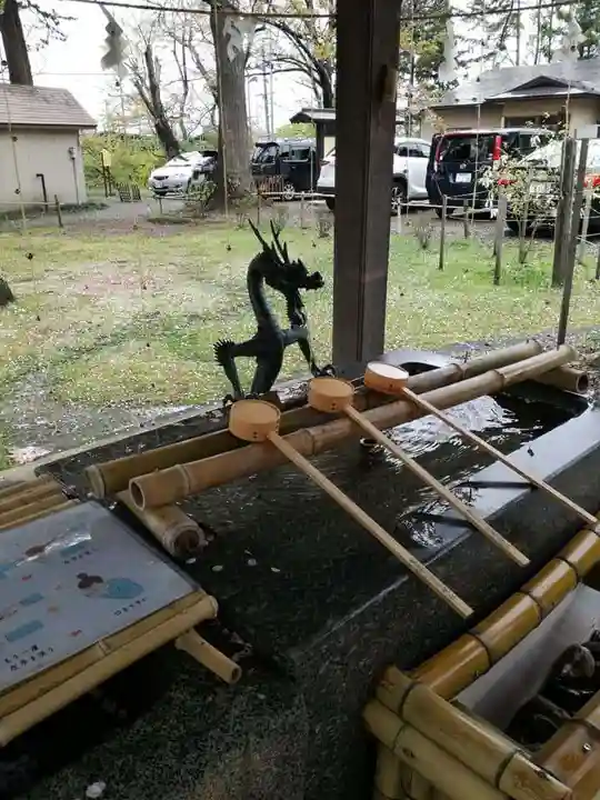 花巻神社の手水舎