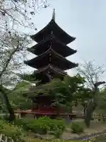 上野東照宮の{uncategorized: "未分類", other: "その他", undefined: "問題あり", building: "その他建物", grave: "お墓", sacred_gate: "鳥居", guardian: "狛犬", statue: "像", buddha: "仏像", history: "歴史", nature: "自然", garden: "庭園", animal: "動物", pagoda: "塔", temizu: "手水舎", mountain_gate: "山門・神門", sanctuary: "本殿・本堂", subordinate: "末社・摂社", art: "芸術", scenery: "景色", jizo: "地蔵", ema: "絵馬", goshuin: "御朱印", omikuji: "おみくじ", items: "授与品その他", amulet: "お守り", goshuincho: "御朱印帳", eats: "食事", festival: "お祭り", votive_dance: "神楽", shichigosan: "七五三参", wedding: "結婚式", experience: "体験その他", initially: "初詣", around: "周辺", anti_infection: "感染症対策"}