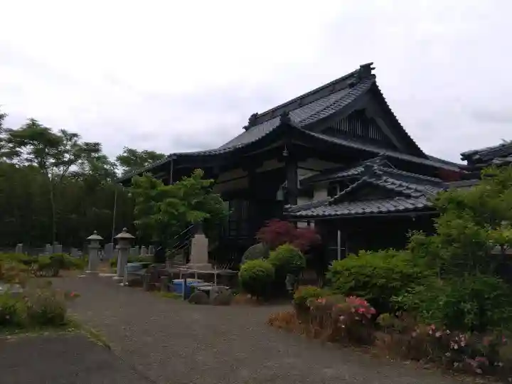 妙信寺の{uncategorized: "未分類", other: "その他", undefined: "問題あり", building: "その他建物", grave: "お墓", sacred_gate: "鳥居", guardian: "狛犬", statue: "像", buddha: "仏像", history: "歴史", nature: "自然", garden: "庭園", animal: "動物", pagoda: "塔", temizu: "手水舎", mountain_gate: "山門・神門", sanctuary: "本殿・本堂", subordinate: "末社・摂社", art: "芸術", scenery: "景色", jizo: "地蔵", ema: "絵馬", goshuin: "御朱印", omikuji: "おみくじ", items: "授与品その他", amulet: "お守り", goshuincho: "御朱印帳", eats: "食事", festival: "お祭り", votive_dance: "神楽", shichigosan: "七五三参", wedding: "結婚式", experience: "体験その他", initially: "初詣", around: "周辺", anti_infection: "感染症対策"}