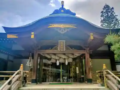 諏訪大社下社秋宮(長野県)