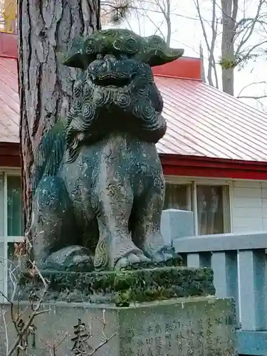 彌彦神社　(伊夜日子神社)の狛犬