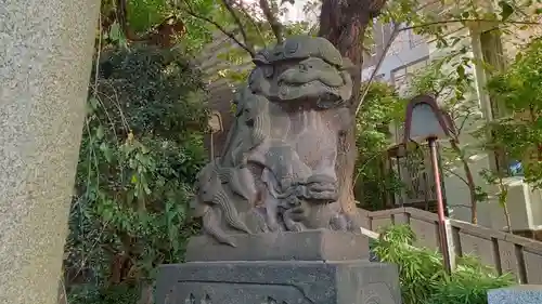 雉子神社の狛犬