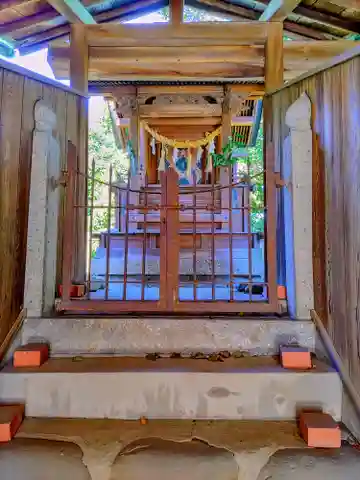 八幡社(玉野)の本殿・本堂