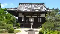 平隆寺の本殿・本堂