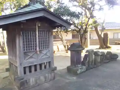千疋伊南理神社の末社・摂社