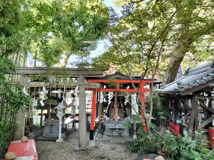 若一神社の末社・摂社