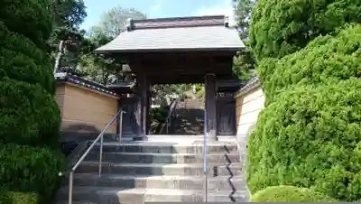 寶林寺の山門・神門