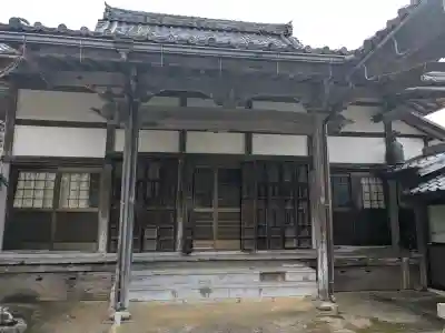 教円寺の{uncategorized: "未分類", other: "その他", undefined: "問題あり", building: "その他建物", grave: "お墓", sacred_gate: "鳥居", guardian: "狛犬", statue: "像", buddha: "仏像", history: "歴史", nature: "自然", garden: "庭園", animal: "動物", pagoda: "塔", temizu: "手水舎", mountain_gate: "山門・神門", sanctuary: "本殿・本堂", subordinate: "末社・摂社", art: "芸術", scenery: "景色", jizo: "地蔵", ema: "絵馬", goshuin: "御朱印", omikuji: "おみくじ", items: "授与品その他", amulet: "お守り", goshuincho: "御朱印帳", eats: "食事", festival: "お祭り", votive_dance: "神楽", shichigosan: "七五三参", wedding: "結婚式", experience: "体験その他", initially: "初詣", around: "周辺", anti_infection: "感染症対策"}