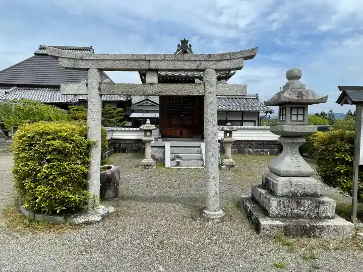 大福寺の{uncategorized: "未分類", other: "その他", undefined: "問題あり", building: "その他建物", grave: "お墓", sacred_gate: "鳥居", guardian: "狛犬", statue: "像", buddha: "仏像", history: "歴史", nature: "自然", garden: "庭園", animal: "動物", pagoda: "塔", temizu: "手水舎", mountain_gate: "山門・神門", sanctuary: "本殿・本堂", subordinate: "末社・摂社", art: "芸術", scenery: "景色", jizo: "地蔵", ema: "絵馬", goshuin: "御朱印", omikuji: "おみくじ", items: "授与品その他", amulet: "お守り", goshuincho: "御朱印帳", eats: "食事", festival: "お祭り", votive_dance: "神楽", shichigosan: "七五三参", wedding: "結婚式", experience: "体験その他", initially: "初詣", around: "周辺", anti_infection: "感染症対策"}