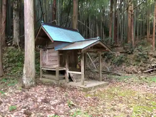 久理陀神社の末社