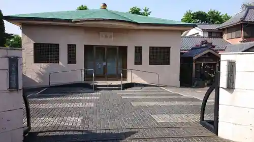 本佛寺の本殿・本堂