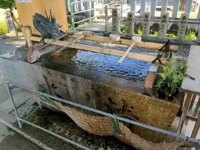 白山神社（二子町）の{uncategorized: "未分類", other: "その他", undefined: "問題あり", building: "その他建物", grave: "お墓", sacred_gate: "鳥居", guardian: "狛犬", statue: "像", buddha: "仏像", history: "歴史", nature: "自然", garden: "庭園", animal: "動物", pagoda: "塔", temizu: "手水舎", mountain_gate: "山門・神門", sanctuary: "本殿・本堂", subordinate: "末社・摂社", art: "芸術", scenery: "景色", jizo: "地蔵", ema: "絵馬", goshuin: "御朱印", omikuji: "おみくじ", items: "授与品その他", amulet: "お守り", goshuincho: "御朱印帳", eats: "食事", festival: "お祭り", votive_dance: "神楽", shichigosan: "七五三参", wedding: "結婚式", experience: "体験その他", initially: "初詣", around: "周辺", anti_infection: "感染症対策"}