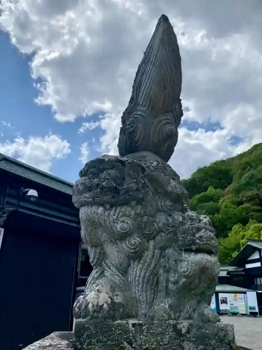 最上稲荷山妙教寺(岡山県)