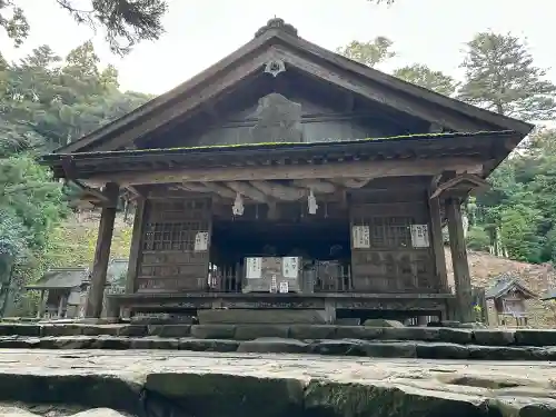 神魂神社の{uncategorized: "未分類", other: "その他", undefined: "問題あり", building: "その他建物", grave: "お墓", sacred_gate: "鳥居", guardian: "狛犬", statue: "像", buddha: "仏像", history: "歴史", nature: "自然", garden: "庭園", animal: "動物", pagoda: "塔", temizu: "手水舎", mountain_gate: "山門・神門", sanctuary: "本殿・本堂", subordinate: "末社・摂社", art: "芸術", scenery: "景色", jizo: "地蔵", ema: "絵馬", goshuin: "御朱印", omikuji: "おみくじ", items: "授与品その他", amulet: "お守り", goshuincho: "御朱印帳", eats: "食事", festival: "お祭り", votive_dance: "神楽", shichigosan: "七五三参", wedding: "結婚式", experience: "体験その他", initially: "初詣", around: "周辺", anti_infection: "感染症対策"}
