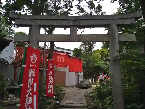 馬橋稲荷神社の鳥居