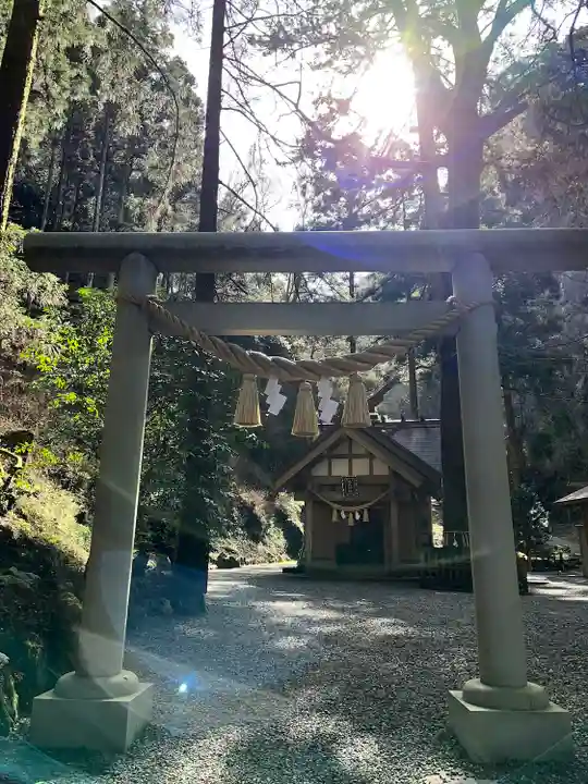 秋元神社の鳥居