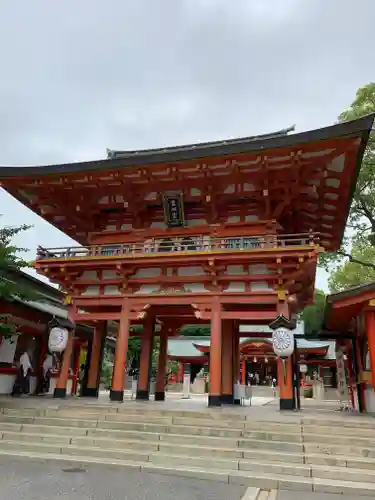 生田神社の山門