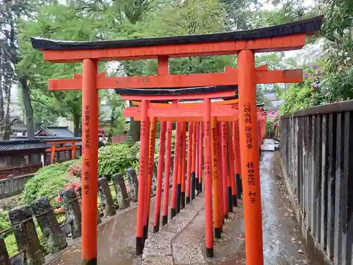 根津神社の鳥居