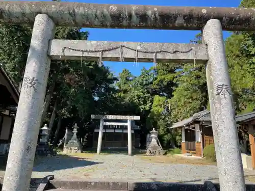 満賀里神社の鳥居