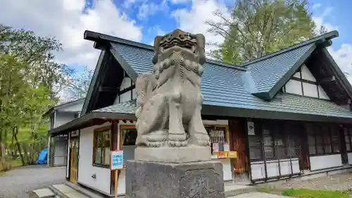 上川神社頓宮の狛犬