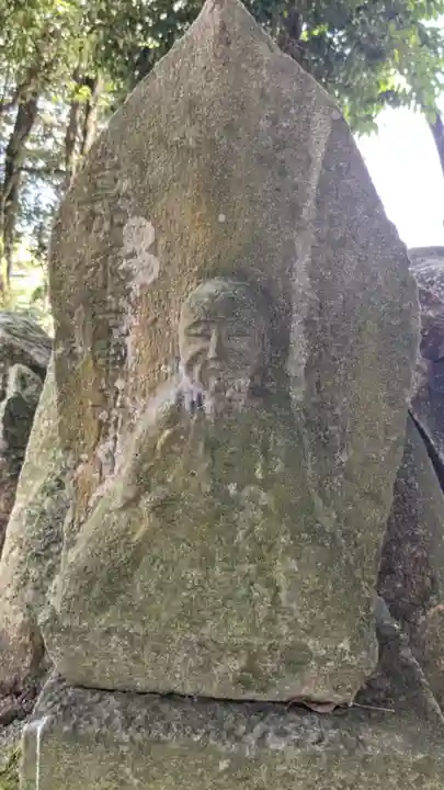 白山社(羽黒南郷)の像