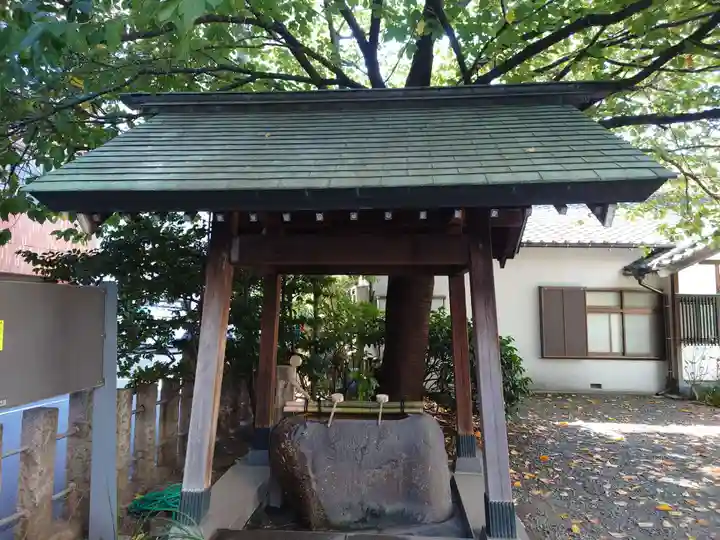 蔵前神社の手水舎