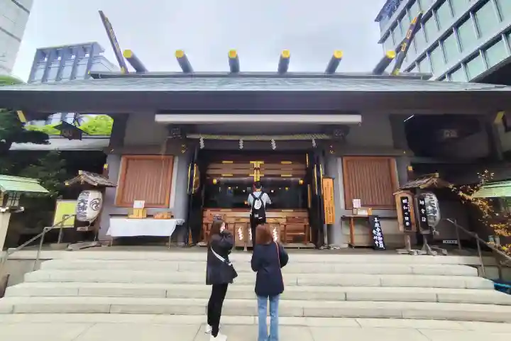 芝大神宮の{uncategorized: "未分類", other: "その他", undefined: "問題あり", building: "その他建物", grave: "お墓", sacred_gate: "鳥居", guardian: "狛犬", statue: "像", buddha: "仏像", history: "歴史", nature: "自然", garden: "庭園", animal: "動物", pagoda: "塔", temizu: "手水舎", mountain_gate: "山門・神門", sanctuary: "本殿・本堂", subordinate: "末社・摂社", art: "芸術", scenery: "景色", jizo: "地蔵", ema: "絵馬", goshuin: "御朱印", omikuji: "おみくじ", items: "授与品その他", amulet: "お守り", goshuincho: "御朱印帳", eats: "食事", festival: "お祭り", votive_dance: "神楽", shichigosan: "七五三参", wedding: "結婚式", experience: "体験その他", initially: "初詣", around: "周辺", anti_infection: "感染症対策"}