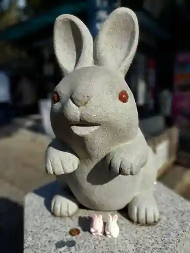 岡崎神社の狛犬