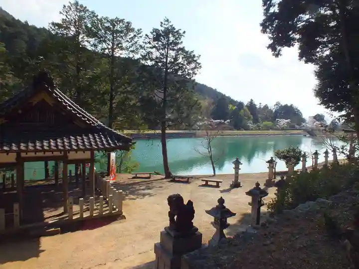 三上神社(滋賀県)