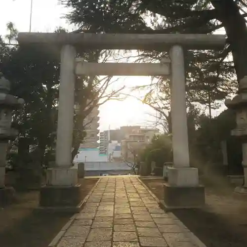 品川神社の鳥居