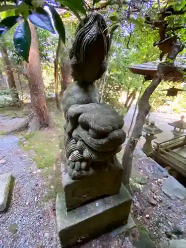 黒野神社の狛犬