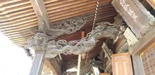 一瓶塚稲荷神社の芸術