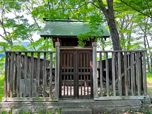 健御名方富命彦神別神社の末社