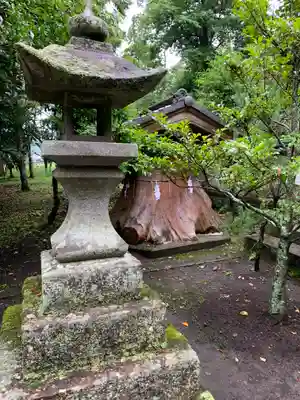 宇奈岐日女神社の塔