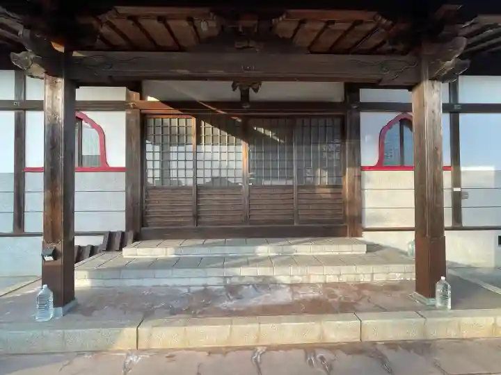 伊勢妙昌寺の{uncategorized: "未分類", other: "その他", undefined: "問題あり", building: "その他建物", grave: "お墓", sacred_gate: "鳥居", guardian: "狛犬", statue: "像", buddha: "仏像", history: "歴史", nature: "自然", garden: "庭園", animal: "動物", pagoda: "塔", temizu: "手水舎", mountain_gate: "山門・神門", sanctuary: "本殿・本堂", subordinate: "末社・摂社", art: "芸術", scenery: "景色", jizo: "地蔵", ema: "絵馬", goshuin: "御朱印", omikuji: "おみくじ", items: "授与品その他", amulet: "お守り", goshuincho: "御朱印帳", eats: "食事", festival: "お祭り", votive_dance: "神楽", shichigosan: "七五三参", wedding: "結婚式", experience: "体験その他", initially: "初詣", around: "周辺", anti_infection: "感染症対策"}