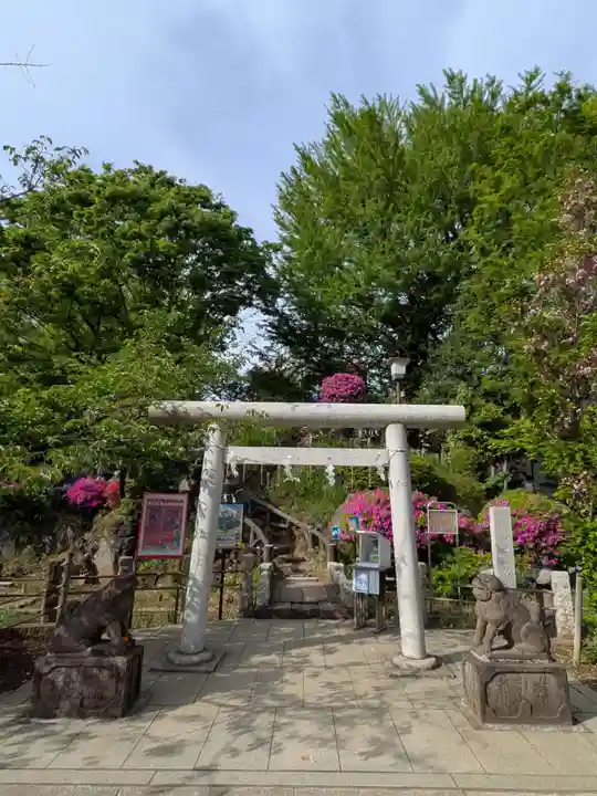 鳩森八幡神社(東京都)