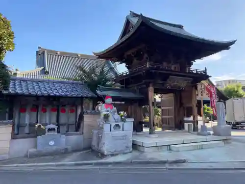 徳林寺の山門