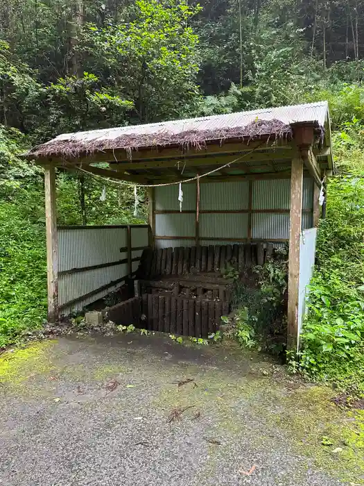 草部吉見神社の建物その他