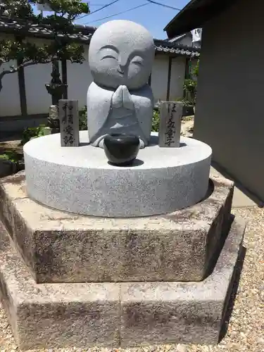 曹源寺の地蔵