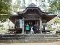 真福寺の本殿・本堂