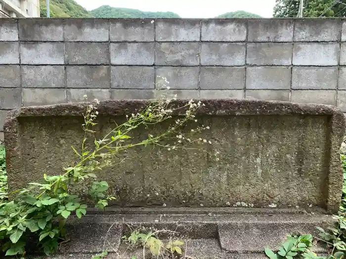 羽黒山湯上神社の建物その他